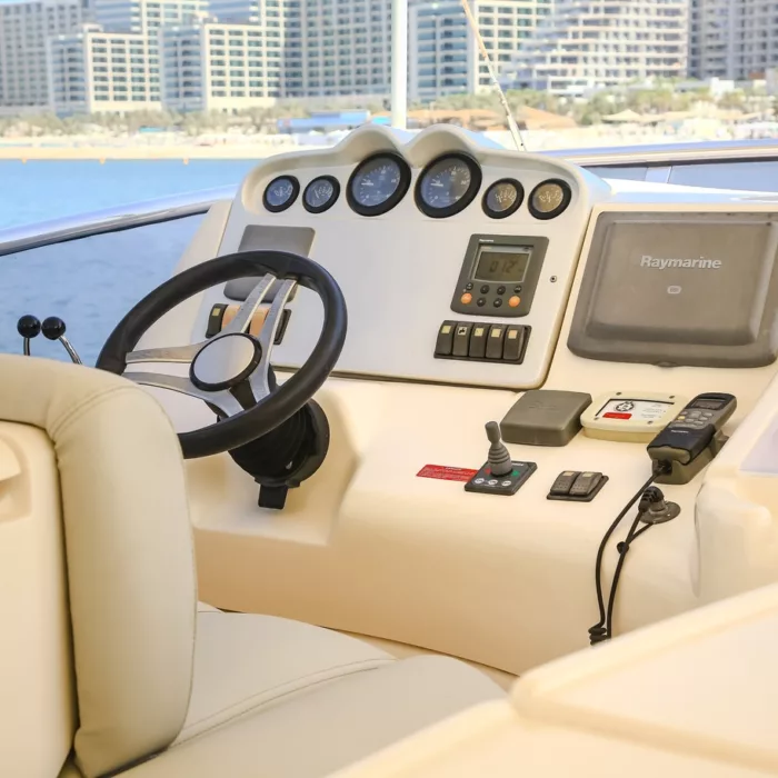 Driving wheel on Yacht 50ft