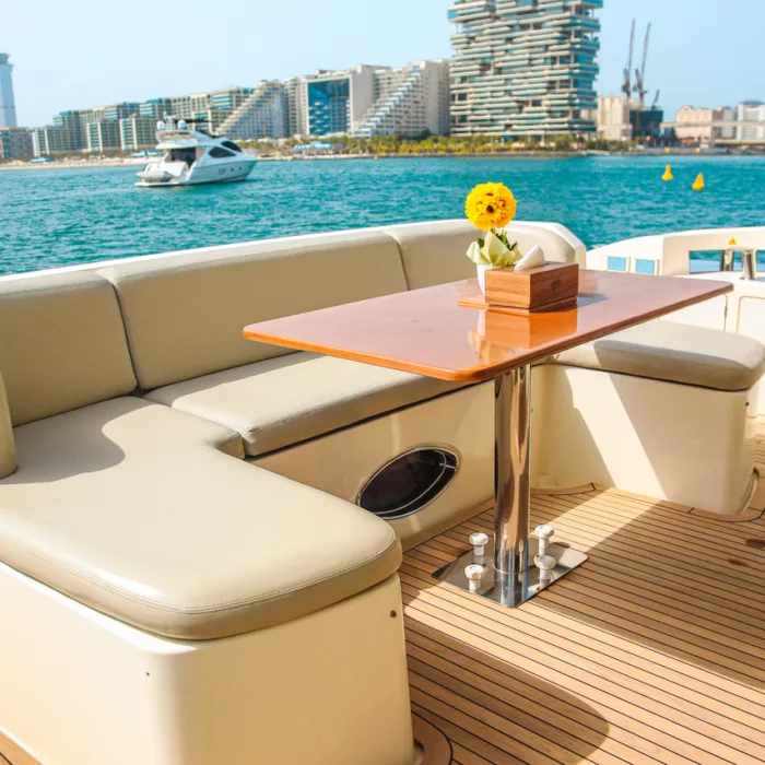 Yacht 64ft seating area